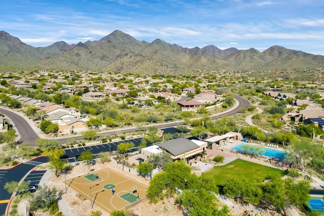 Privacy, Pickleball, Club House, Hiking, Mountains Scottsdale USA