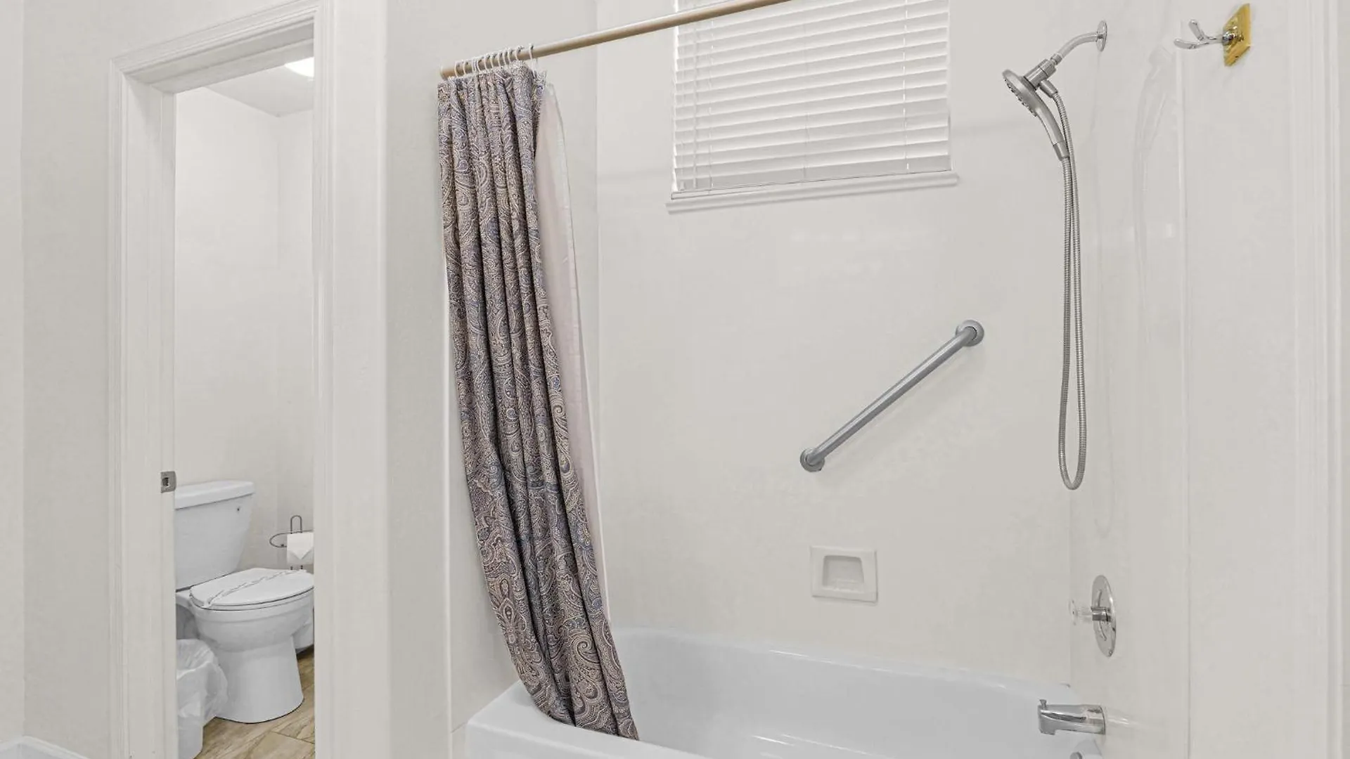 Privacy, Pickleball, Club House, Hiking, Mountains Scottsdale