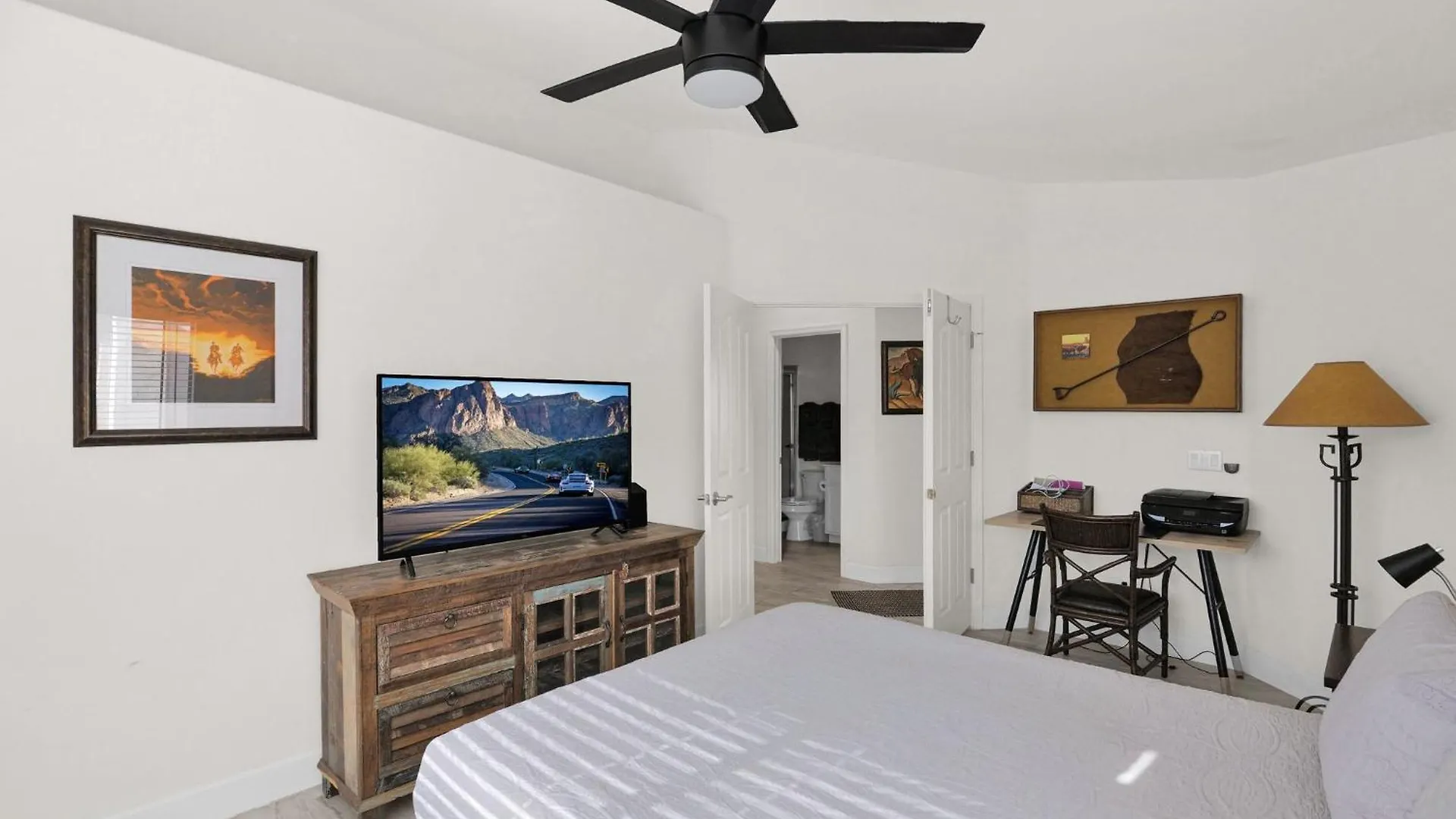 Privacy, Pickleball, Club House, Hiking, Mountains Scottsdale